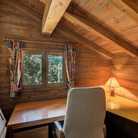 אוש Chalet Blackbushe - Traditional Chalet - Alpes Travel - Sleeps 4-6 מראה חיצוני תמונה