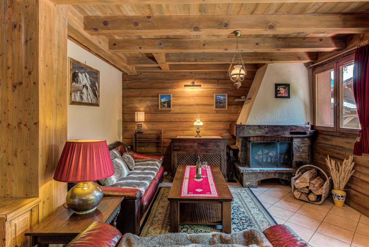 אוש Chalet Blackbushe - Traditional Chalet - Alpes Travel - Sleeps 4-6 מראה חיצוני תמונה