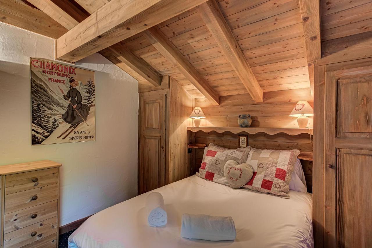 אוש Chalet Blackbushe - Traditional Chalet - Alpes Travel - Sleeps 4-6 מראה חיצוני תמונה
