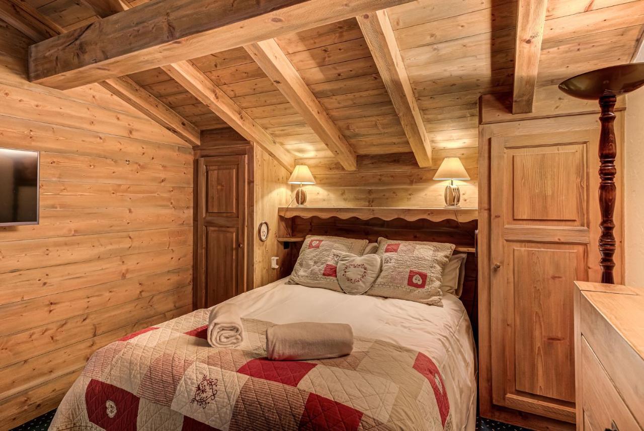 אוש Chalet Blackbushe - Traditional Chalet - Alpes Travel - Sleeps 4-6 מראה חיצוני תמונה
